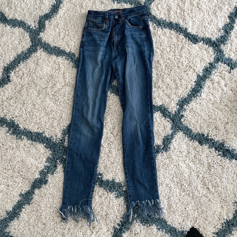 Joe’s Jeans Size 25 Skinny Jeans with Frayed Bottom Hem